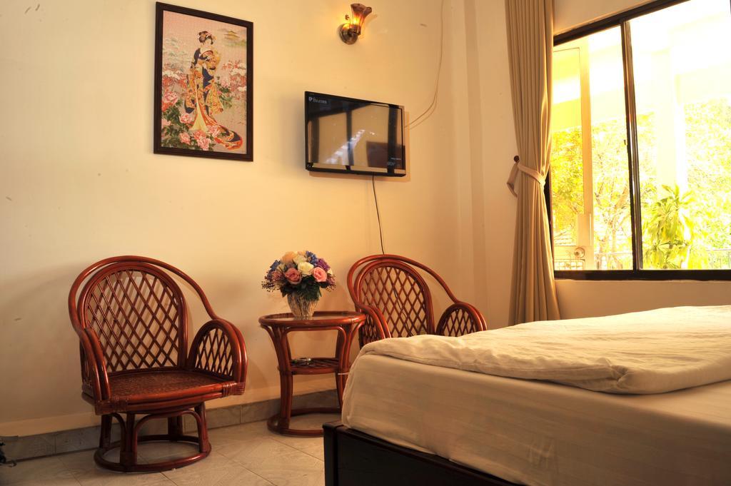 Thien Tue Hotel Хошимин Экстерьер фото